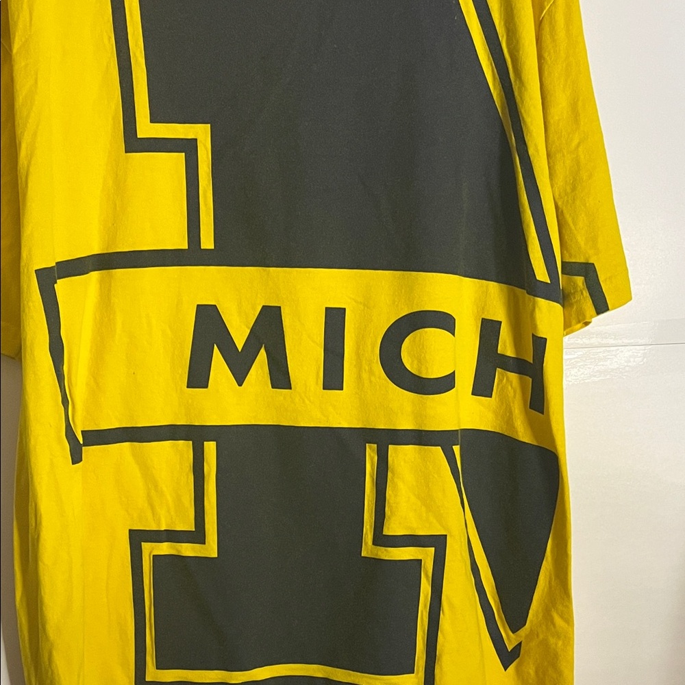 😄Pro Edge Michigan Tshirt Xl